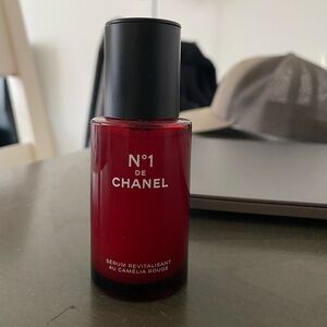 Chanel N1 serum